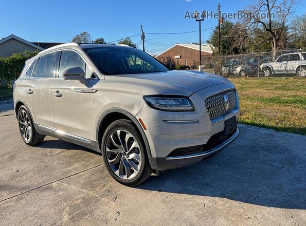 2LMPJ6K91PBL11844 2023 LINCOLN NAUTILUS Cream Przód lewy