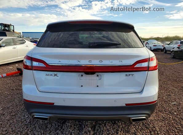 2LMPJ6LP4HBL26580 2017 LINCOLN MKX White უკანა ხედი
