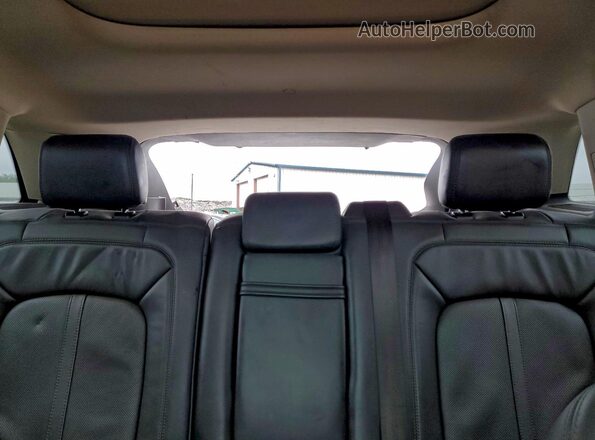 2LMPJ6LPXKBL67366 2019 LINCOLN NAUTILUS Tan Հետևի նստատեղերի տեսք