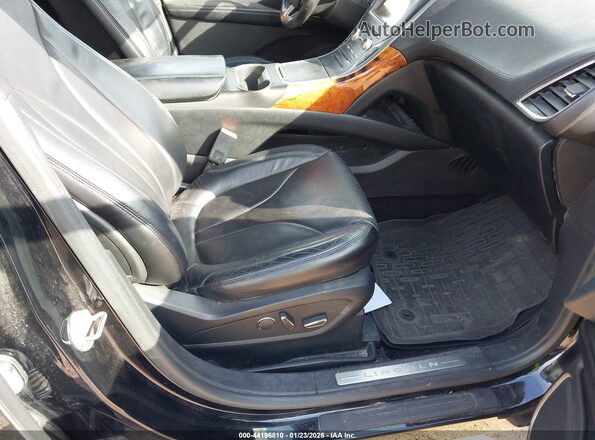 2LMPJ6LR2HBL13778 2017 LINCOLN MKX Черный Вид салона спереди