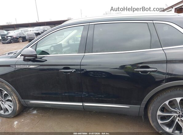 2LMPJ8KP4PBL22038 2023 LINCOLN NAUTILUS Черный Панорамный вид салона 360°