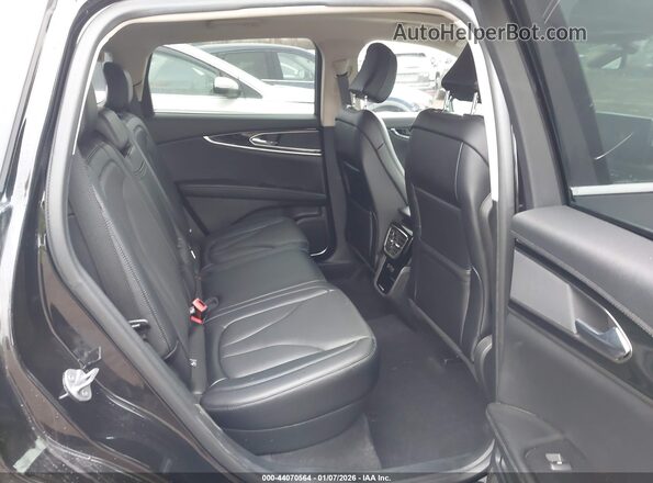 2LMPJ8KP4PBL22038 2023 LINCOLN NAUTILUS Черный Вид наклейки с VIN-кодом
