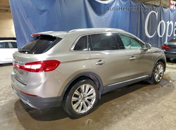 2LMTJ8LP5GBL57085 2016 LINCOLN MKX Серебряный Задняя правая четверть