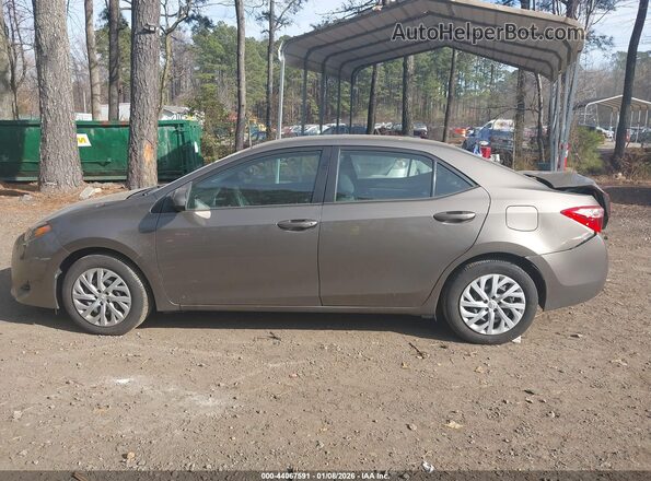2T1BURHE3JC114051 2018 TOYOTA LL Gray 360 interior view