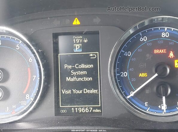 2T1BURHE3KC156723 2019 TOYOTA LL Silver 