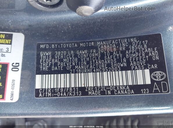 2T1BURHE4HC952003 2017 TOYOTA LL Blue Widok komory silnika