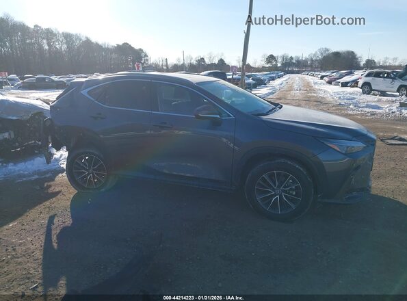 2T2AGCEZ0RC060044 2024 LEXUS NX 350 Gray Widok wnętrza z tyłu