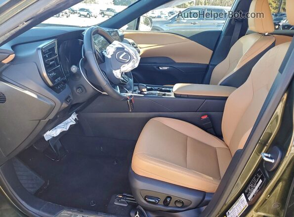 2T2BAMCA1RC088010 2024 LEXUS RX Green Vista interior delantera