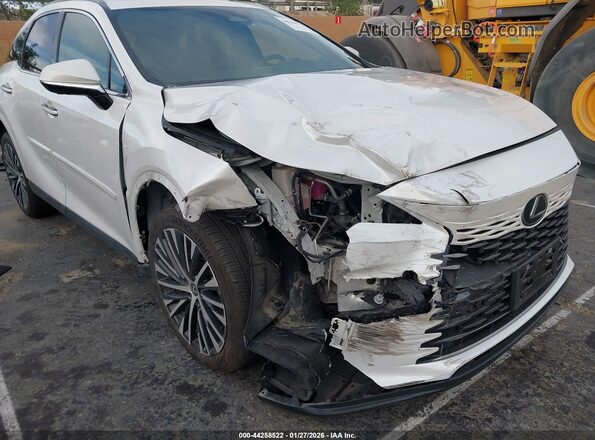 2T2BBMCA2RC028945 2024 LEXUS RX 350H Белый Вид спереди