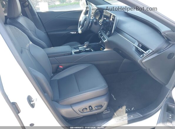 2T2BBMCA4SC097383 2025 LEXUS RX 350H Белый Вид салона спереди