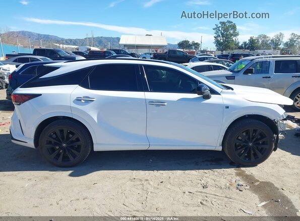 2T2BCMEA0RC014729 2024 LEXUS RX 500H White Widok wnętrza 360 stopni