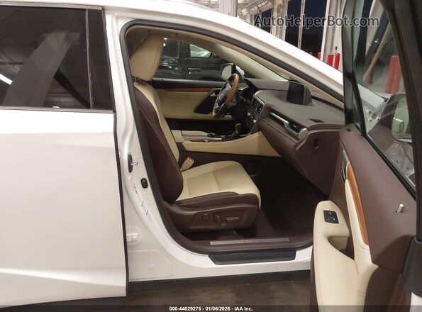 2T2BZMCA0GC008704 2016 LEXUS RX 350 Белый Вид салона спереди