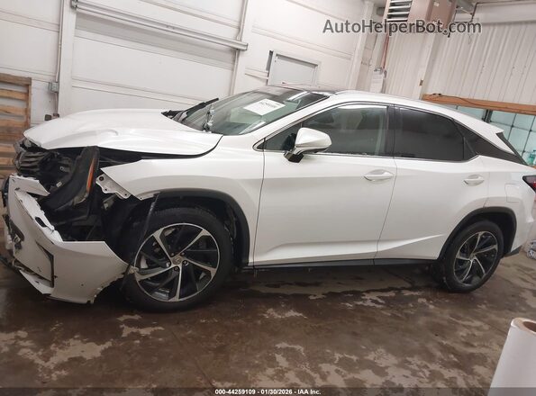 2T2BZMCA2GC024709 2016 LEXUS RX 350 White 360 interior view