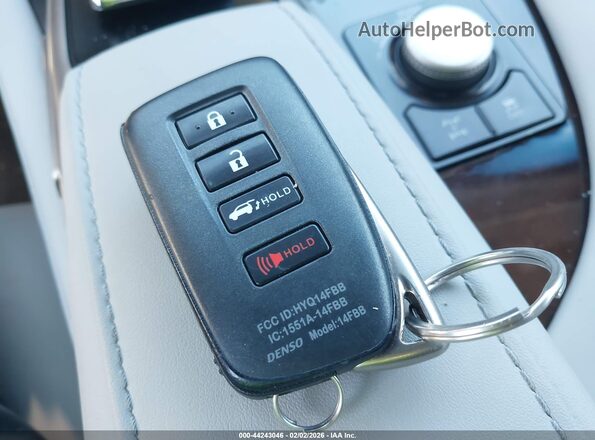2T2BZMCAXKC189822 2019 LEXUS RX 350 Белый Вид панели приборов