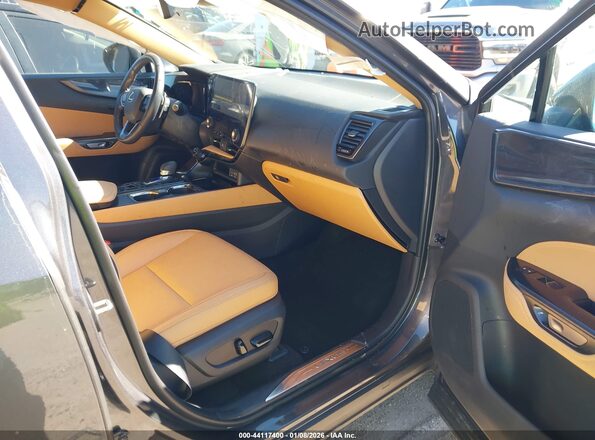 2T2GKCEZ0SC042142 2025 LEXUS NX 350H Серый Вид салона спереди