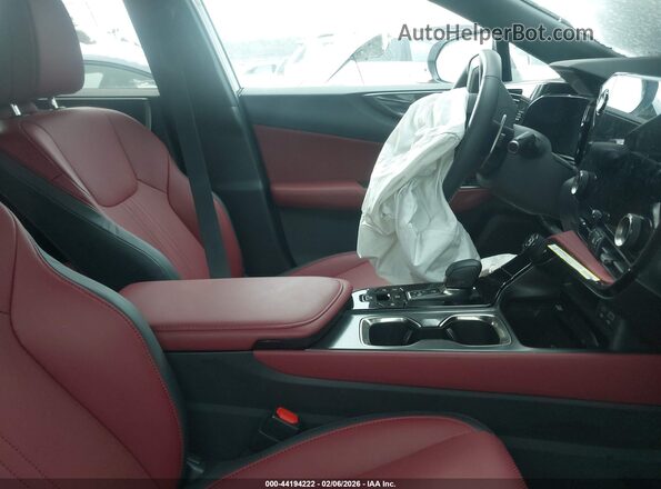 2T2GKCEZ6TC058573 2026 LEXUS NX 350H White Widok wnętrza z przodu
