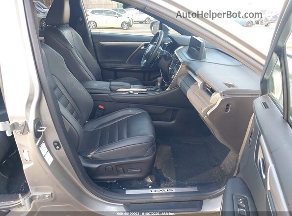 2T2YGMDA3MC070723 2021 LEXUS RX 450H Silver Widok wnętrza z przodu