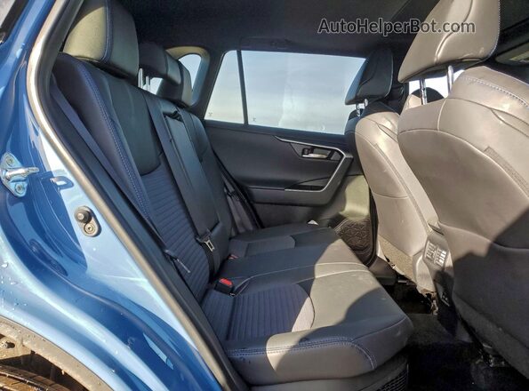 2T3E6RFV2SW089130 2025 TOYOTA RAV4 Blue Vista interior trasera