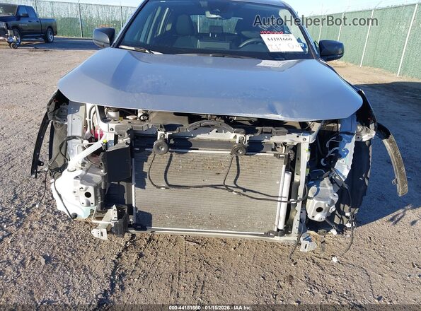 2T3H1RFV1SW410019 2025 TOYOTA LE Серебряный Вид спереди