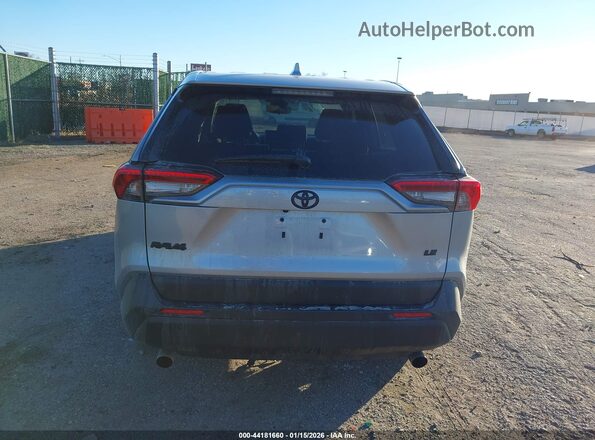 2T3H1RFV1SW410019 2025 TOYOTA LE Серебряный 