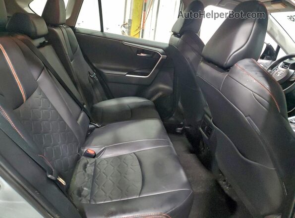 2T3J1RFV5KC029261 2019 TOYOTA RAV4 Gray Widok wnętrza z tyłu