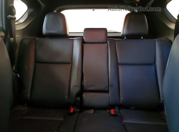 2T3JFREV2HW680292 2017 TOYOTA RAV4 Gray Widok tylnych siedzeń