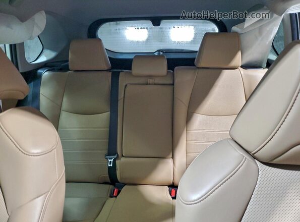 2T3N1RFV9NW266579 2022 TOYOTA LIMITED Белый Вид задних сидений