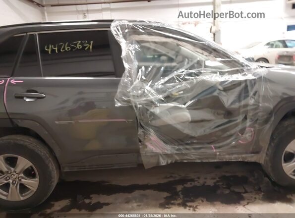 2T3P1RFV2SW496355 2025 TOYOTA LE Gray Սալոնի հետևի տեսք