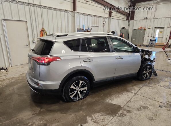 2T3RFREV8GW509323 2016 TOYOTA LE Silver Tył prawy