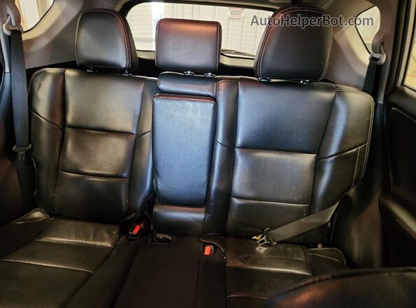 2T3RFREV8GW509323 2016 TOYOTA LE Silver Widok tylnych siedzeń