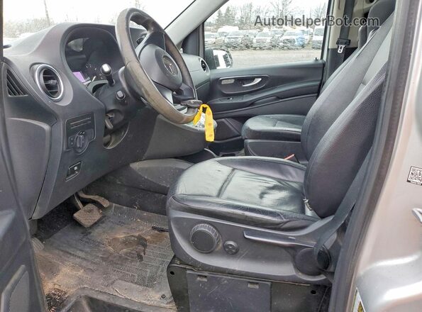 WD4PG2EE1G3132869 2016 MERCEDES-BENZ METRIS Серый Вид панели приборов