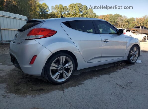 KMHTC6AD6HU315619 2017 HYUNDAI VELOSTER Серебряный Передняя правая четверть