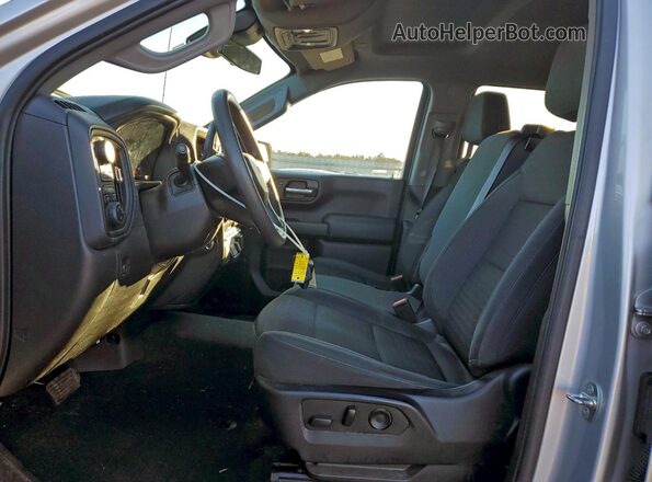 3GCPDBEK1NG504603 2022 CHEVROLET ALL MODELS Серебряный Вид панели приборов