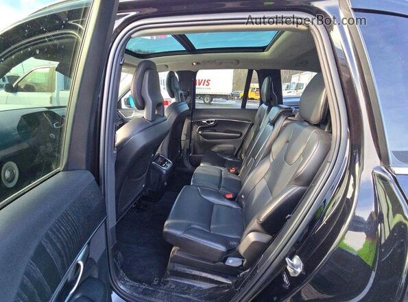 YV4102PK7L1611372 2020 VOLVO XC90 Black Widok wnętrza z przodu