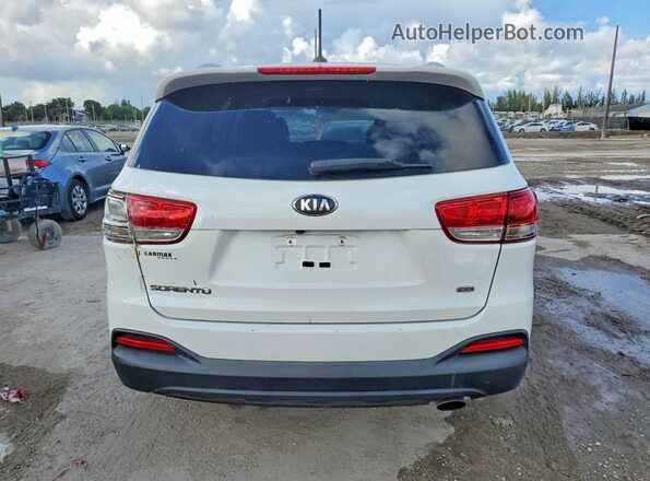 5XYPG4A36HG235745 2017 KIA SORENTO Белый Вид салона спереди