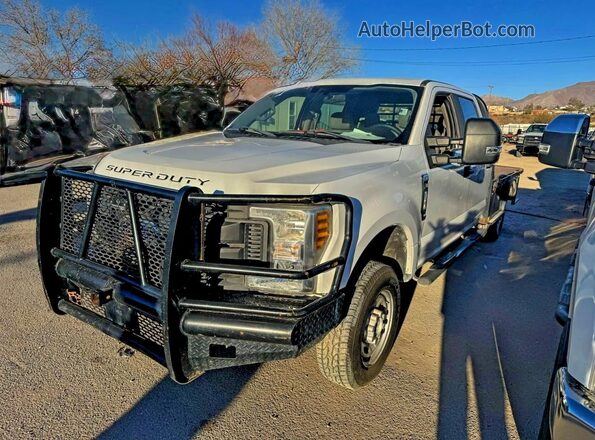 1FT7W2B6XJEB22735 2018 FORD F250 Белый Задняя правая четверть