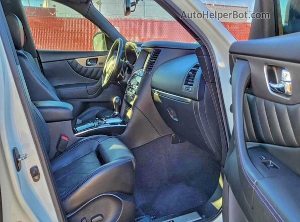 JN8CS1MW2HM411677 2017 INFINITI QX70 Белый Вид сзади