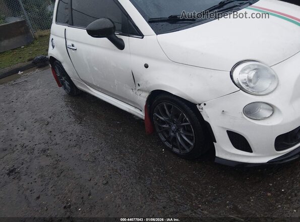 3C3CFFCH5JT524091 2018 FIAT 500 Белый 