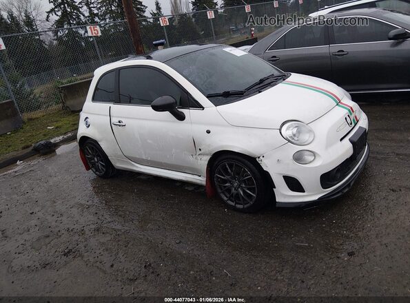 3C3CFFCH5JT524091 2018 FIAT 500 Белый Передняя правая четверть