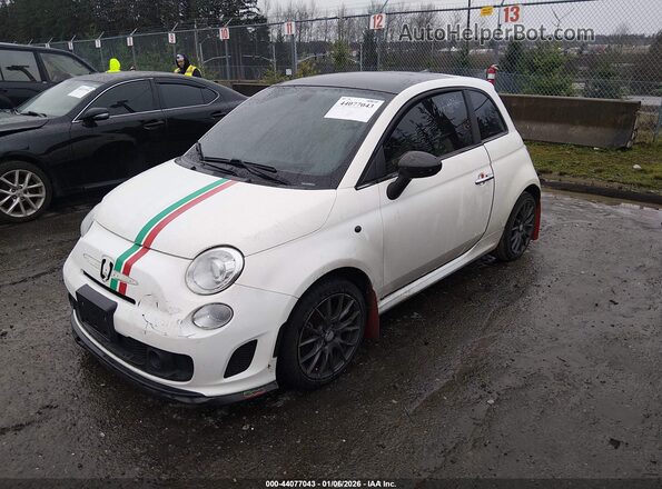 3C3CFFCH5JT524091 2018 FIAT 500 Белый Передняя левая четверть