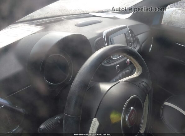 3C3CFFGE9GT221985 2016 FIAT 500E Light Blue Widok deski rozdzielczej