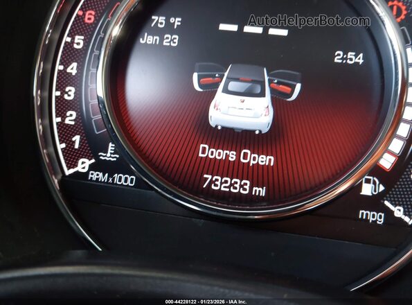 3C3CFFJH2HT659218 2017 FIAT 500C Blue Widok wnętrza 360 stopni