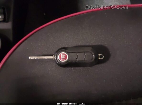 3C3CFFLR6HT569625 2017 FIAT 500C Black Вид панелі приладів
