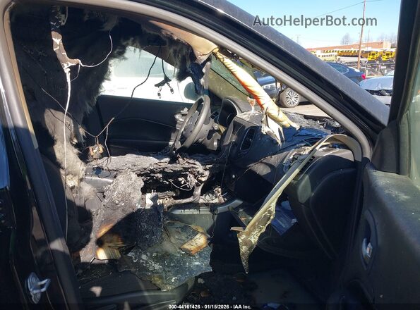 3C4NJCAB0KT615397 2019 JEEP COMPASS Черный Вид салона спереди