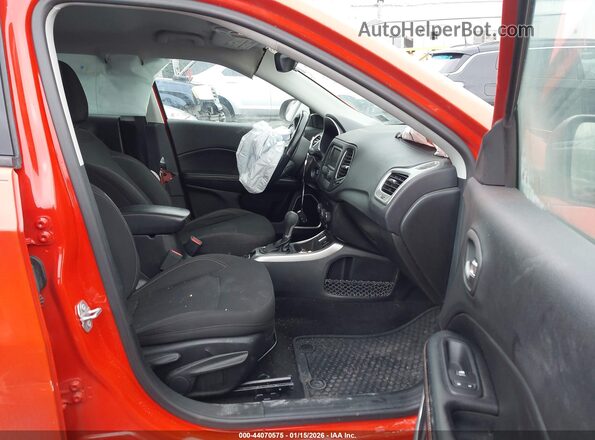 3C4NJCAB4HT690659 2017 JEEP NEW COMPASS Orange Widok wnętrza z przodu