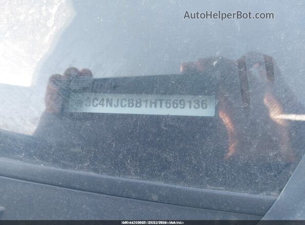 3C4NJCBB1HT669136 2017 JEEP NEW COMPASS Blue Widok komory silnika