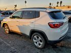 2019 Jeep Compass Latitude Белый vin: 3C4NJCBB1KT699308