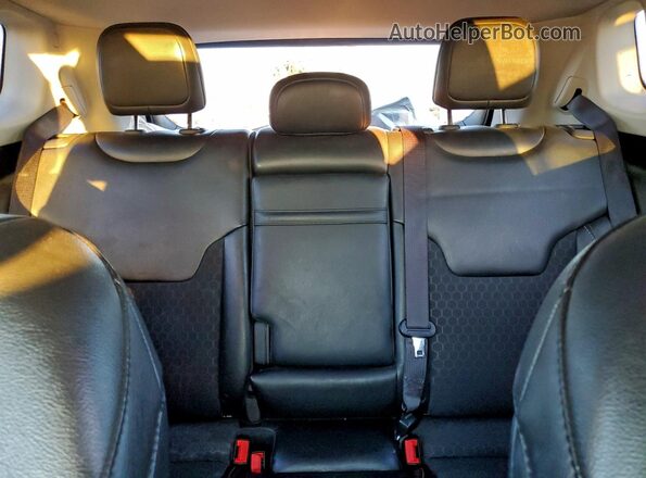 3C4NJCBB1KT699308 2019 JEEP COMPASS Белый Вид задних сидений