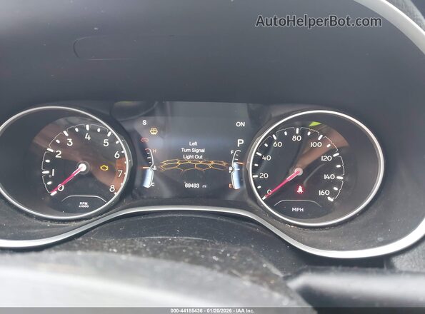 3C4NJDBB0KT703287 2019 JEEP COMPASS Silver Widok tylnych siedzeń