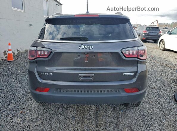3C4NJDBB2KT735741 2019 JEEP COMPASS Gray Widok z tyłu